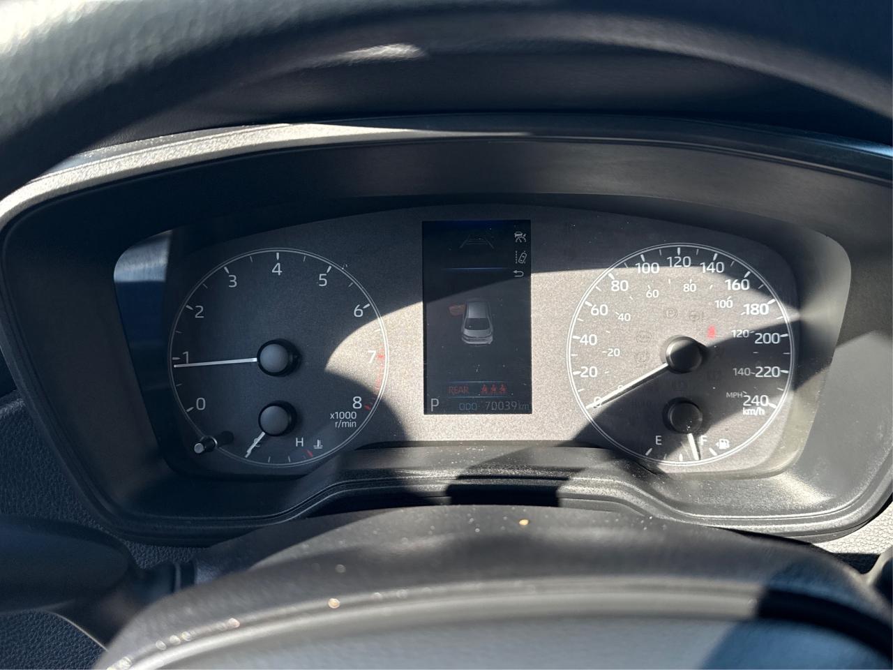 2024 Toyota Corolla LE HEATED SEATS MINT! WE FINANCE ALL CREDIT! Photo