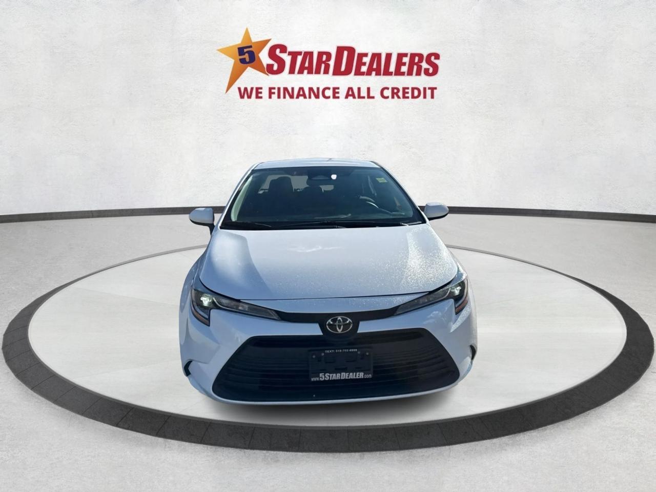 2024 Toyota Corolla LE HEATED SEATS MINT! WE FINANCE ALL CREDIT! Photo