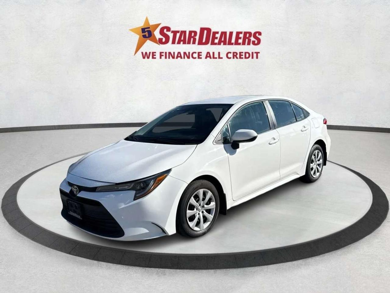 2024 Toyota Corolla LE HEATED SEATS MINT! WE FINANCE ALL CREDIT! Photo