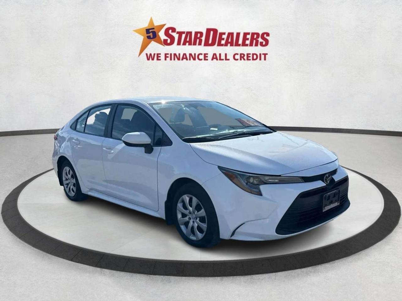 2024 Toyota Corolla LE HEATED SEATS MINT! WE FINANCE ALL CREDIT! Photo0
