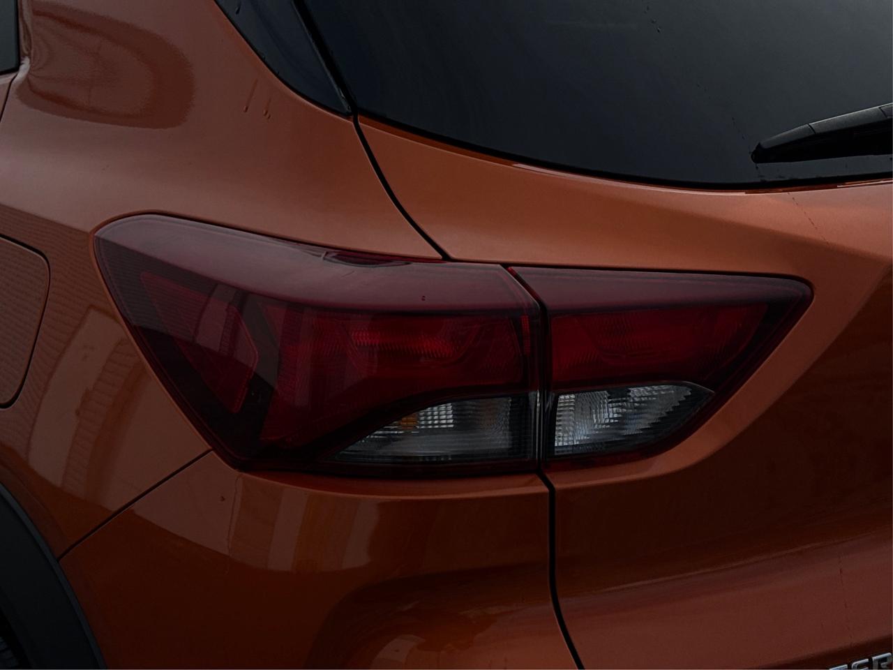 2022 Chevrolet TrailBlazer AWD HEATED SEATS REMOTE START WE FINANCE ALL CREDT Photo