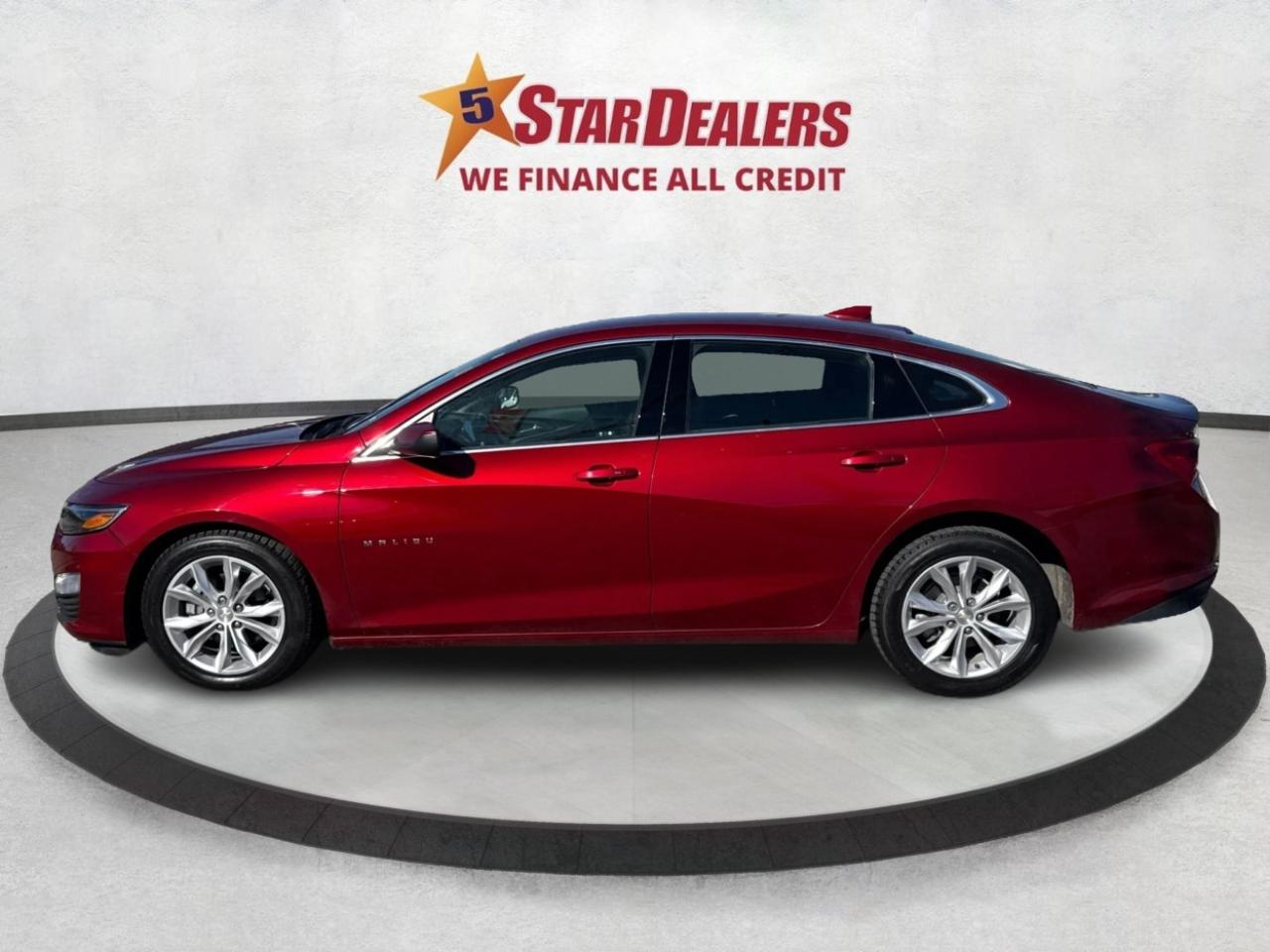 2023 Chevrolet Malibu HEATED SEATS CLEAN MUST SEE WE FINANCE ALL CREDIT Photo3