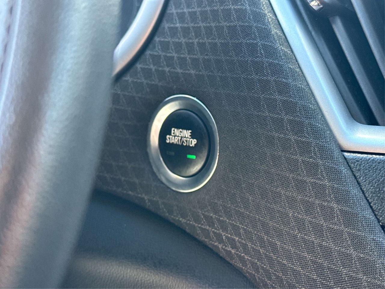 2023 Chevrolet Malibu HEATED SEATS CLEAN MUST SEE WE FINANCE ALL CREDIT Photo