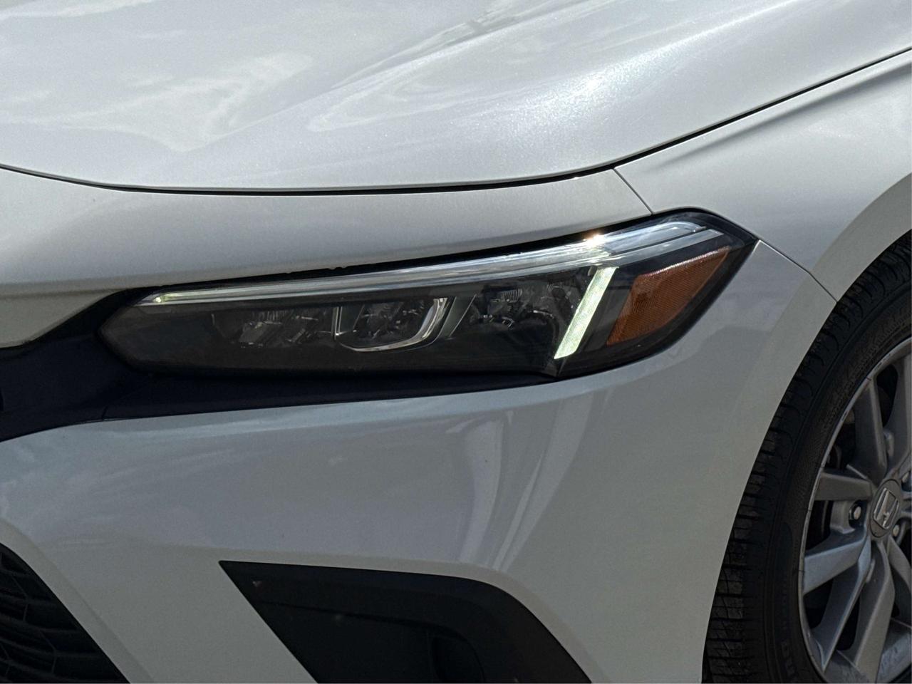 2022 Honda Civic CERTIFIED EX SUNROOF LOADED! WE FINANCE ALL CREDIT Photo