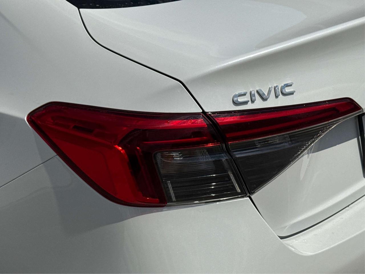 2022 Honda Civic CERTIFIED EX SUNROOF LOADED! WE FINANCE ALL CREDIT Photo