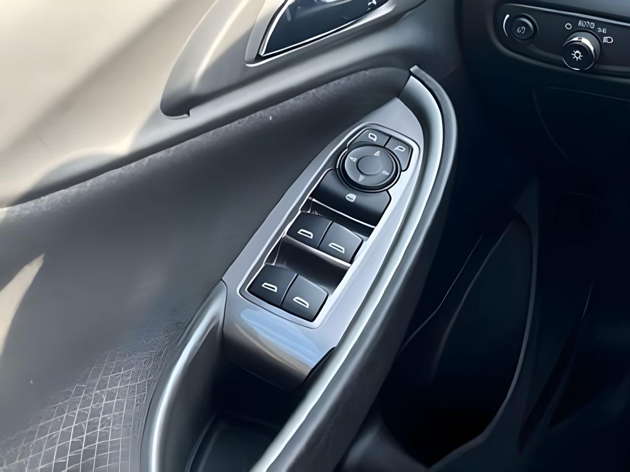 2022 Chevrolet Malibu MALIBU RS PACKAGE ONLY 26K  WE FINANCE ALL CREDIT Photo