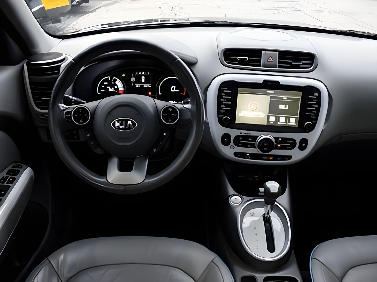 2016 Kia Soul EV Luxury PANroof nav leather MINT WE FINANCE ALL CR. Photo