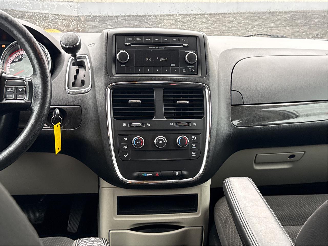 2019 Dodge Grand Caravan CERTIFIED VERY CLEAN  WE FINANCE ALL CREDIT Photo