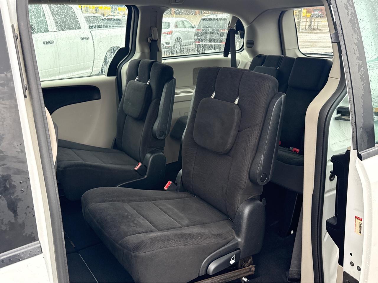 2019 Dodge Grand Caravan CERTIFIED VERY CLEAN  WE FINANCE ALL CREDIT Photo