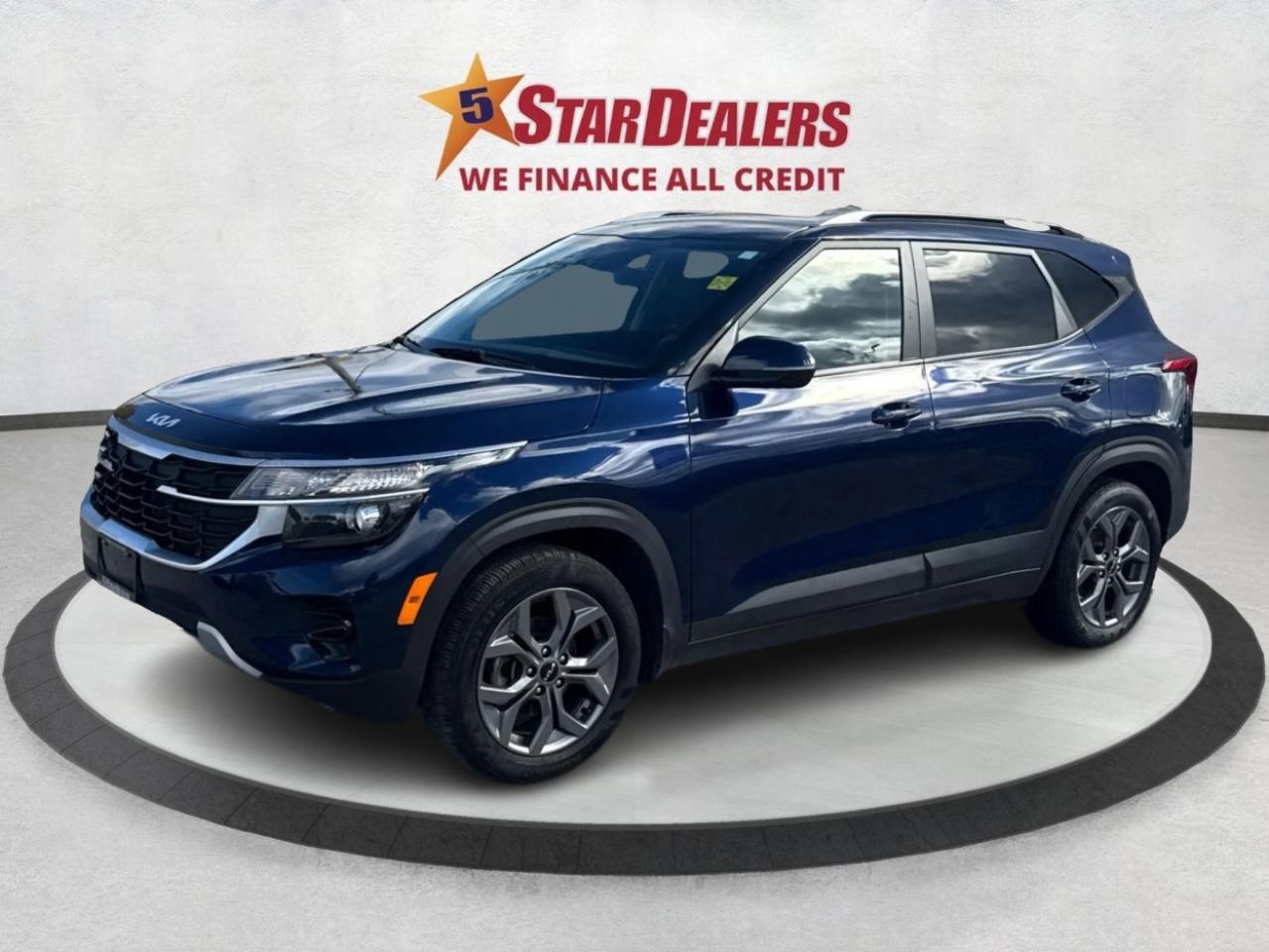 2024 Kia Seltos HEATED SEATS REAR CAM MINT! WE FINANCE ALL CREDIT! Photo2