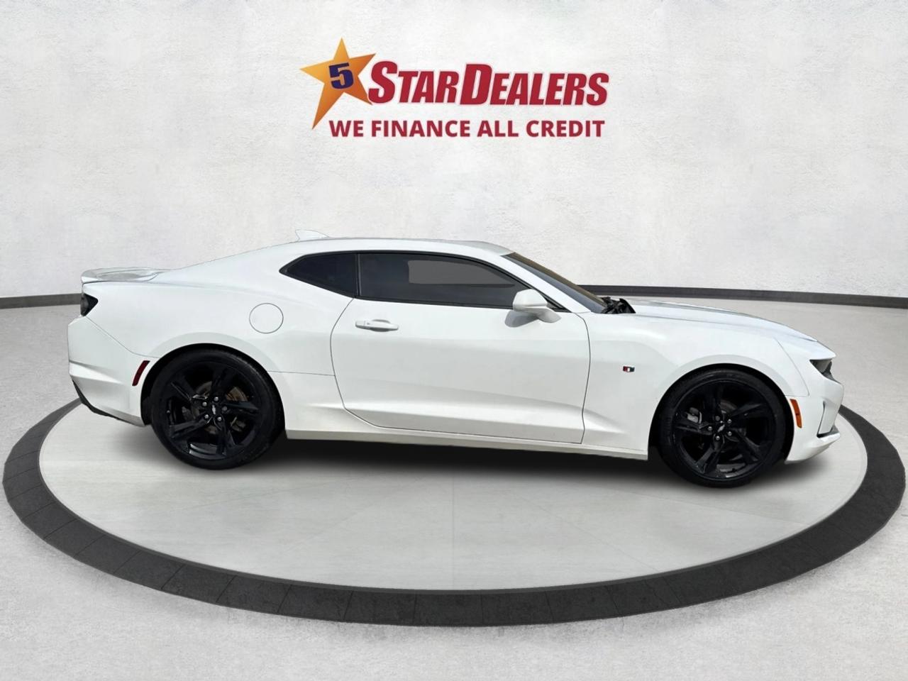 2019 Chevrolet Camaro CRUISE SUNROOF HEATED SEATS WE FINANCE ALL CREDIT! Photo