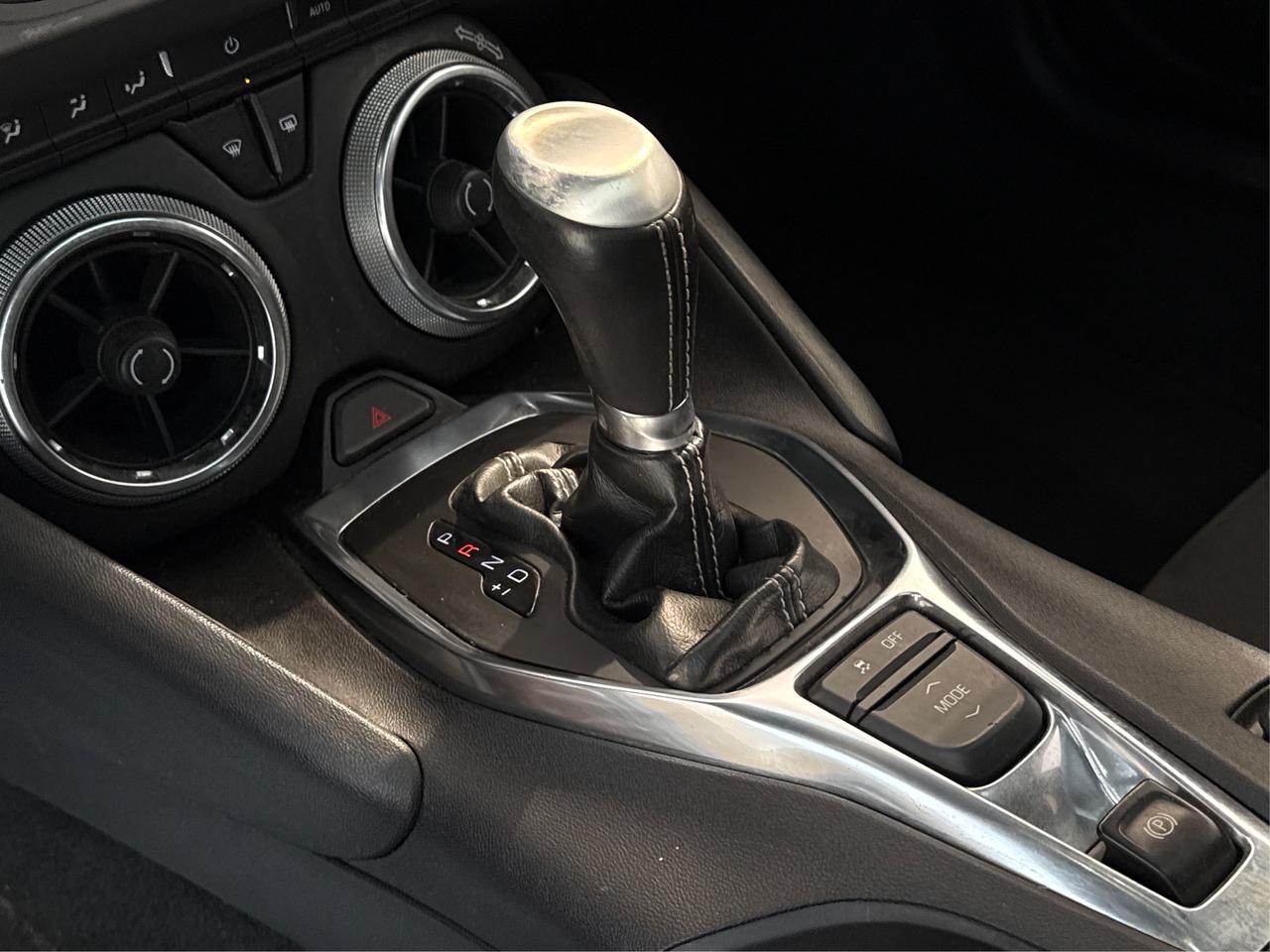 2019 Chevrolet Camaro CRUISE SUNROOF HEATED SEATS WE FINANCE ALL CREDIT! Photo