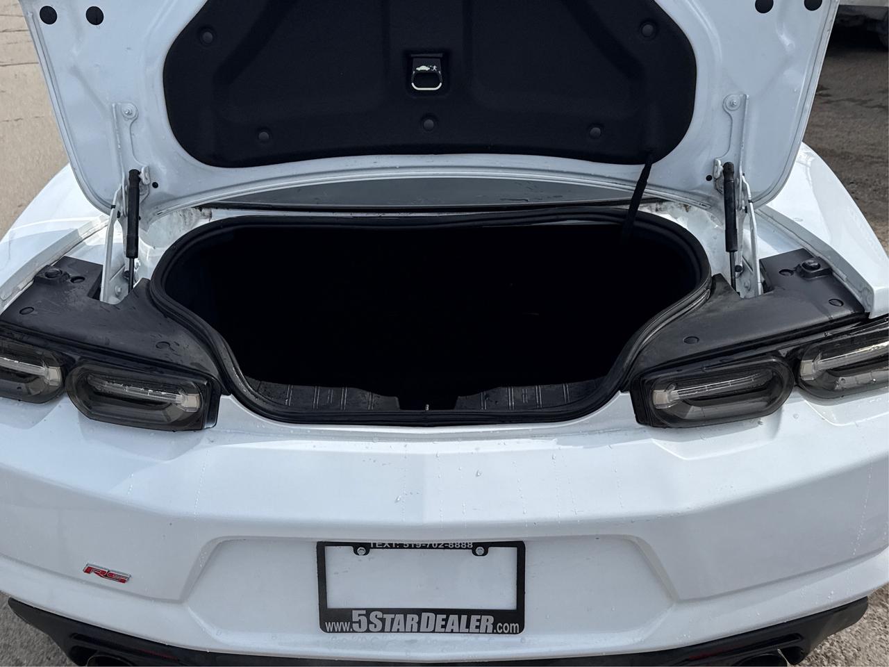 2019 Chevrolet Camaro CRUISE SUNROOF HEATED SEATS WE FINANCE ALL CREDIT! Photo