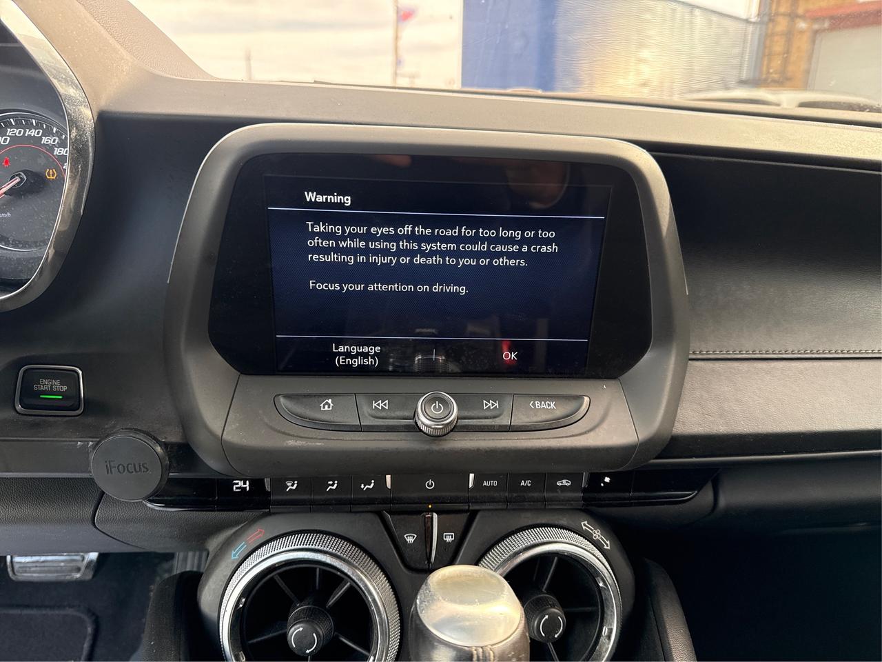 2019 Chevrolet Camaro CRUISE SUNROOF HEATED SEATS WE FINANCE ALL CREDIT! Photo