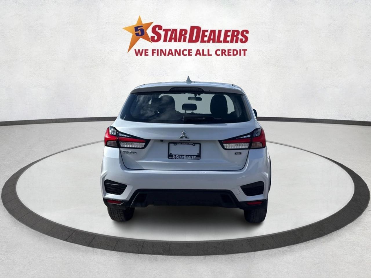 2022 Mitsubishi RVR AWD HEATED SEATS MUST SEE WE FINANCE ALL CREDIT Photo