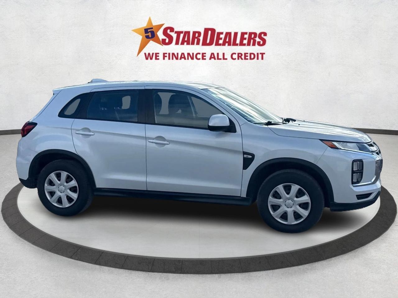 2022 Mitsubishi RVR AWD HEATED SEATS MUST SEE WE FINANCE ALL CREDIT Photo