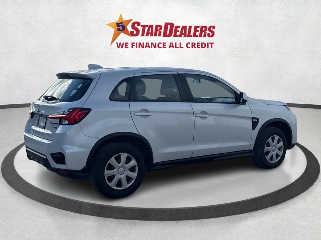 2022 Mitsubishi RVR AWD HEATED SEATS MUST SEE WE FINANCE ALL CREDIT Photo