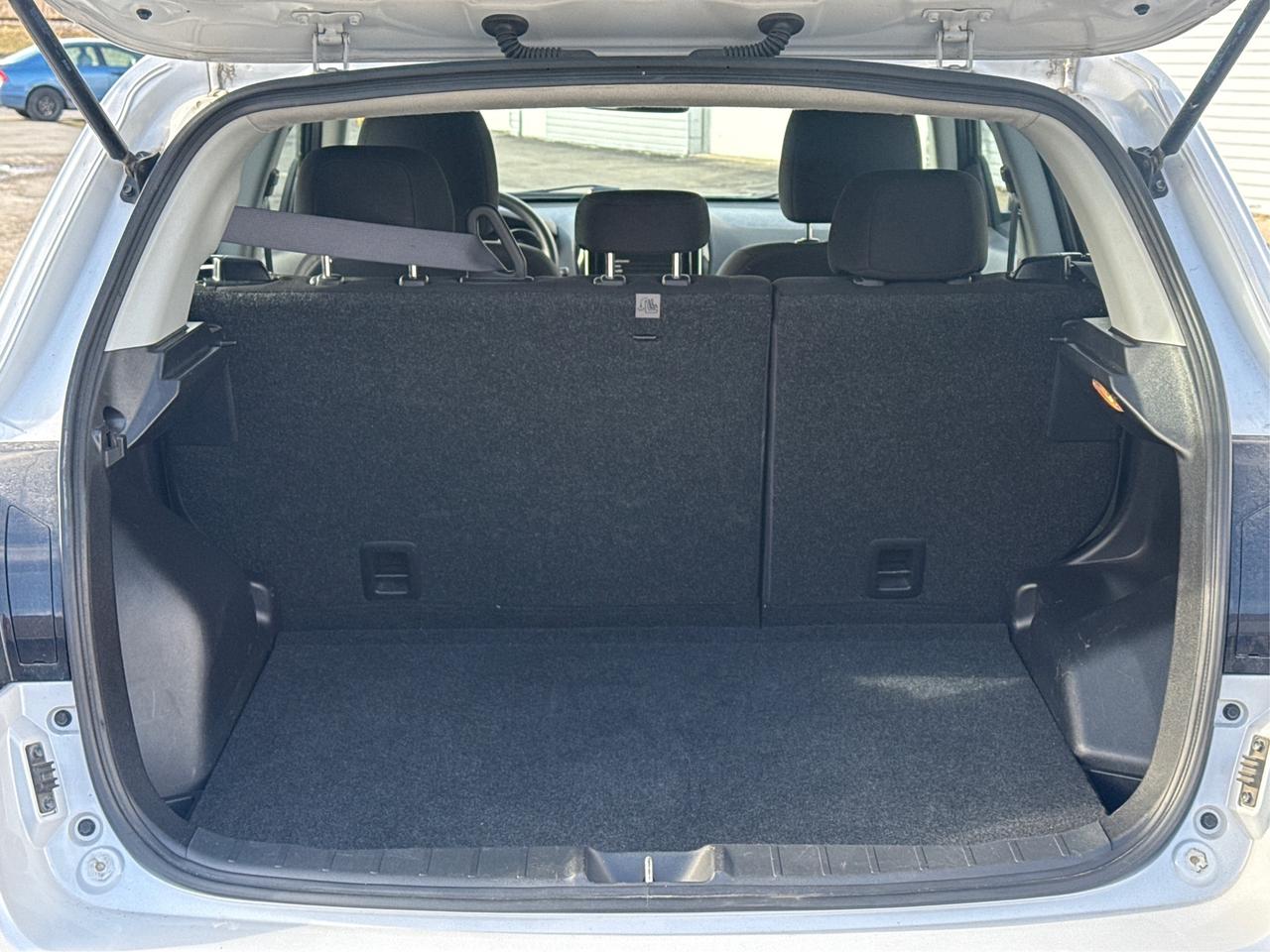 2022 Mitsubishi RVR AWD HEATED SEATS MUST SEE WE FINANCE ALL CREDIT Photo