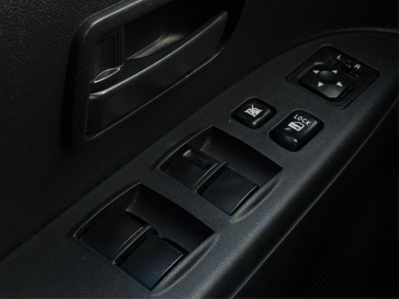 2022 Mitsubishi RVR AWD HEATED SEATS MUST SEE WE FINANCE ALL CREDIT Photo