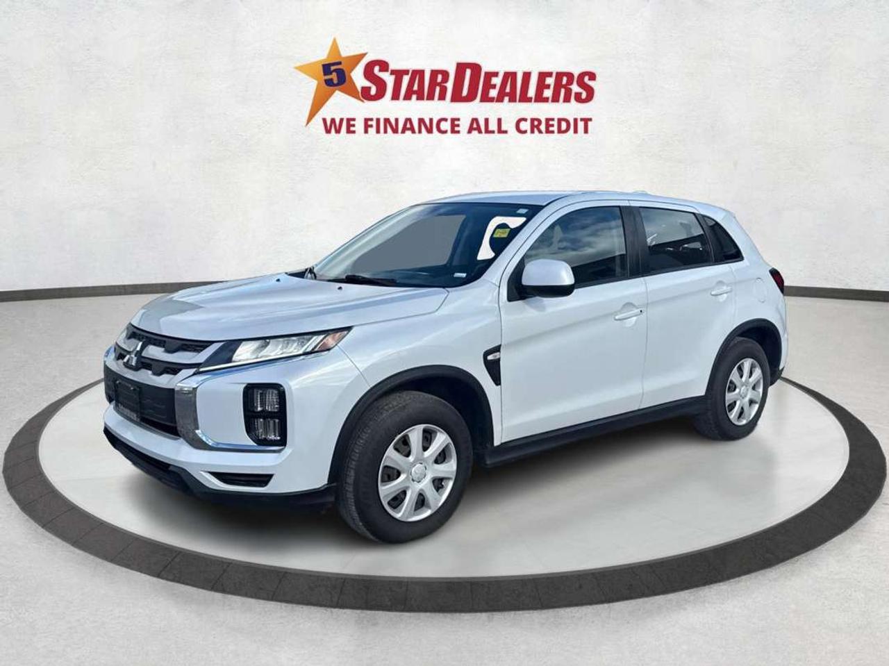 2022 Mitsubishi RVR AWD HEATED SEATS MUST SEE WE FINANCE ALL CREDIT Photo