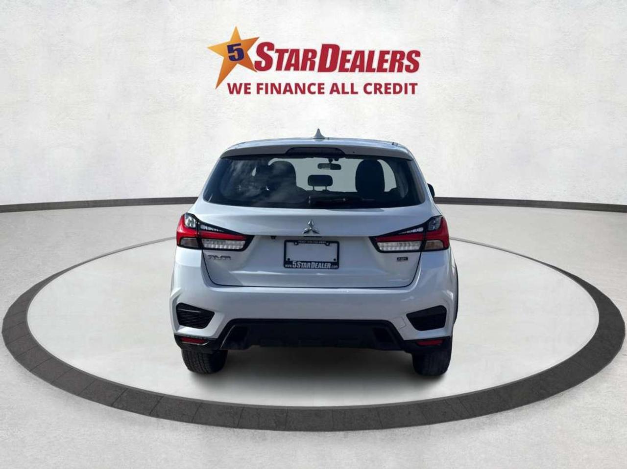 2022 Mitsubishi RVR AWD HEATED SEATS MUST SEE WE FINANCE ALL CREDIT Photo