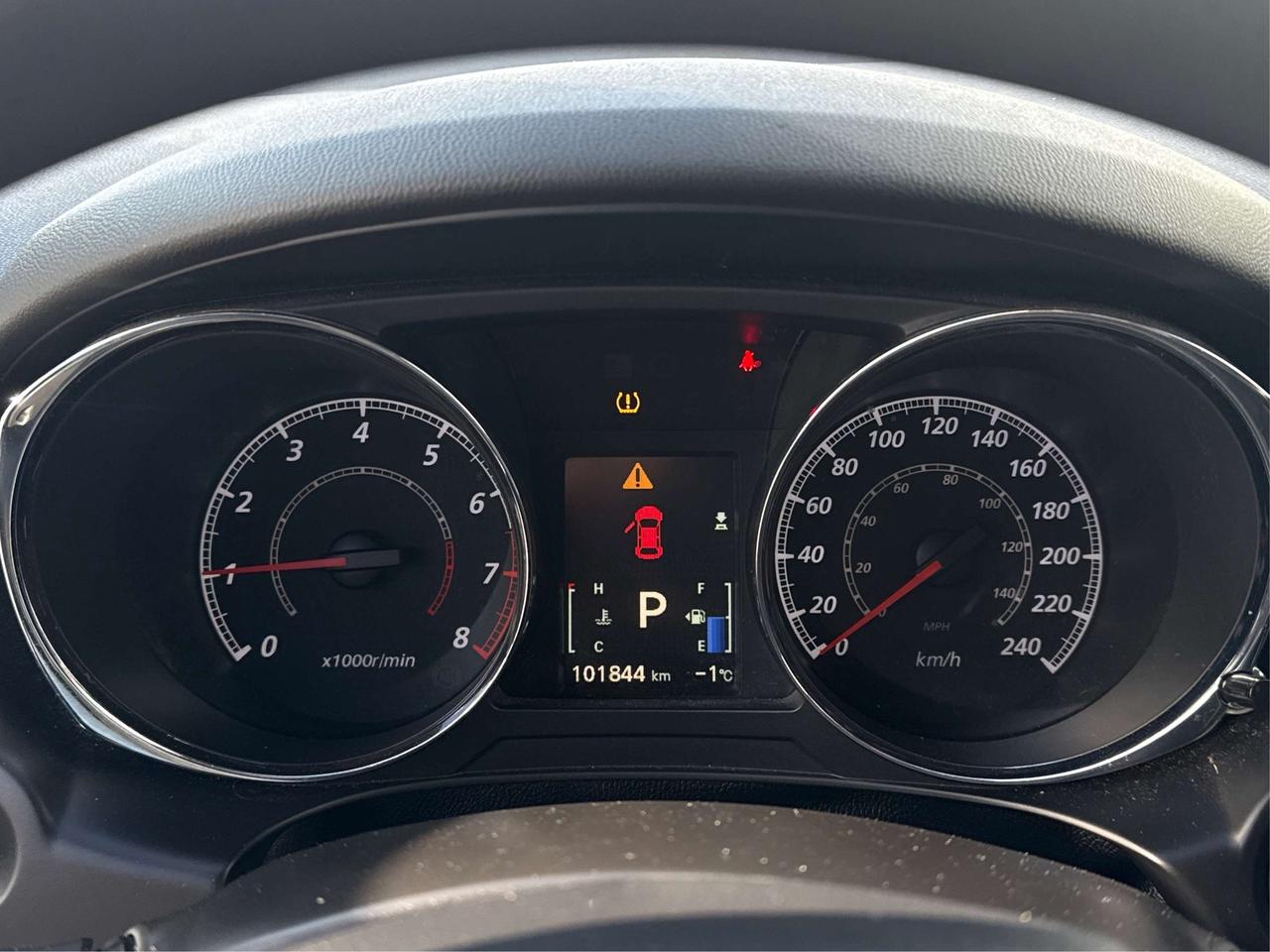 2022 Mitsubishi RVR AWD HEATED SEATS MUST SEE WE FINANCE ALL CREDIT Photo