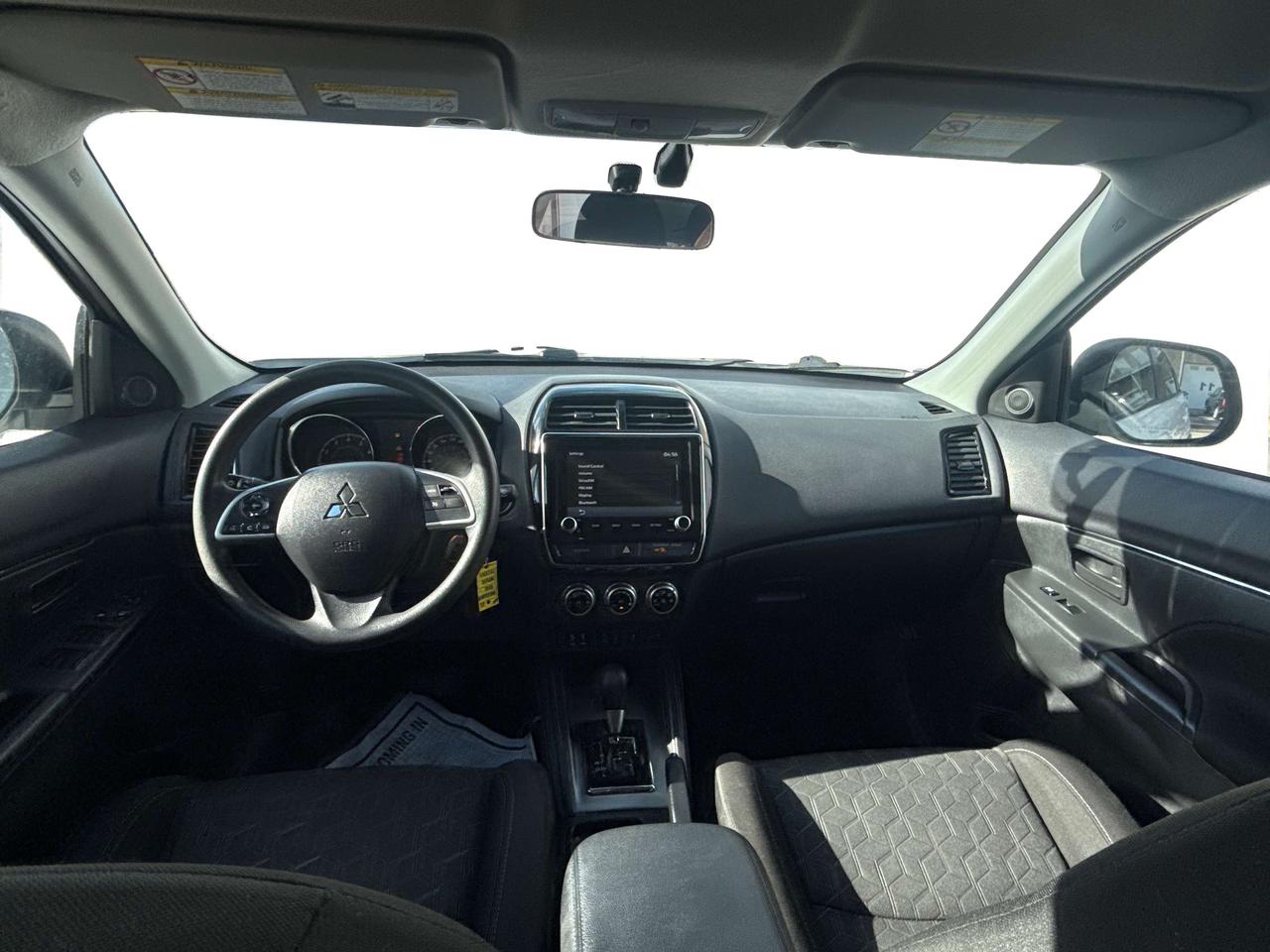 2022 Mitsubishi RVR AWD HEATED SEATS MUST SEE WE FINANCE ALL CREDIT Photo