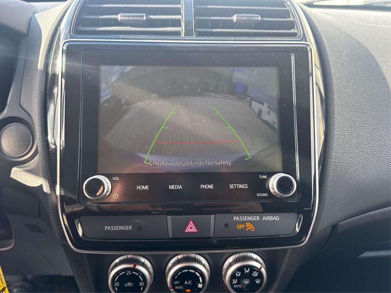 2022 Mitsubishi RVR AWD HEATED SEATS MUST SEE WE FINANCE ALL CREDIT Photo