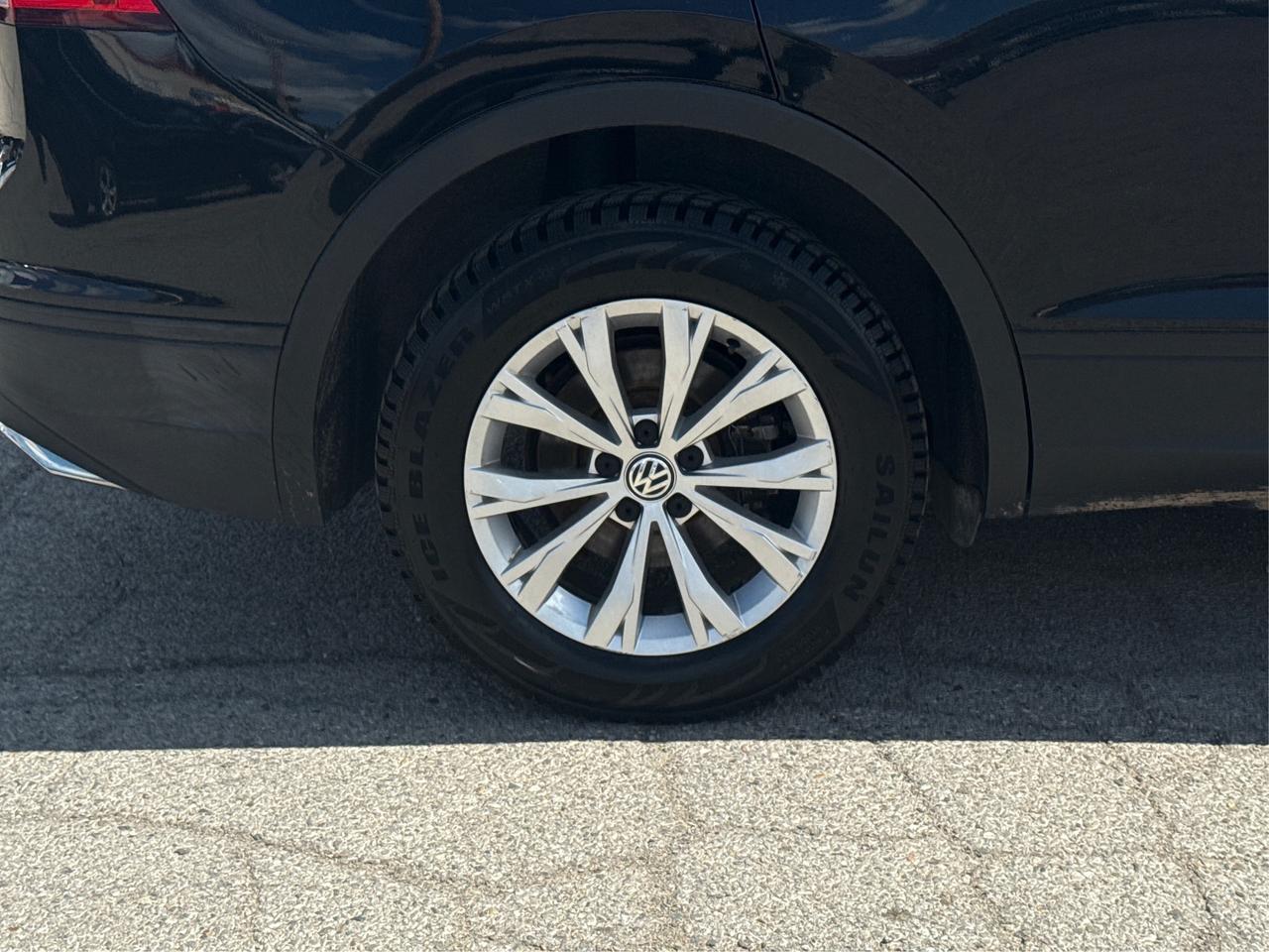 2010 Chevrolet Equinox WE FINANCE ALL CREDIT! 700+ VEHICLES Photo