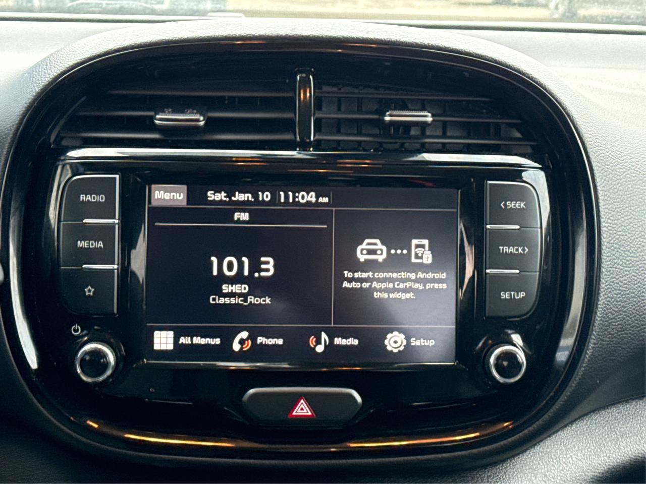 2023 Kia Soul EX IVT HEATED SEATS LOW KM! WE FINANCE ALL CREDIT Photo
