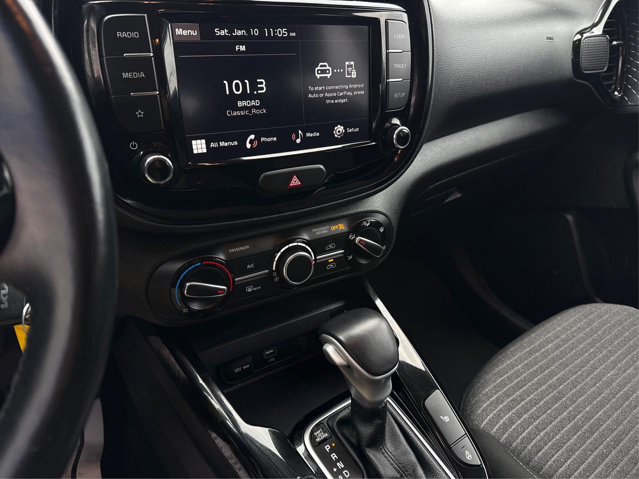 2023 Kia Soul EX IVT HEATED SEATS LOW KM! WE FINANCE ALL CREDIT Photo