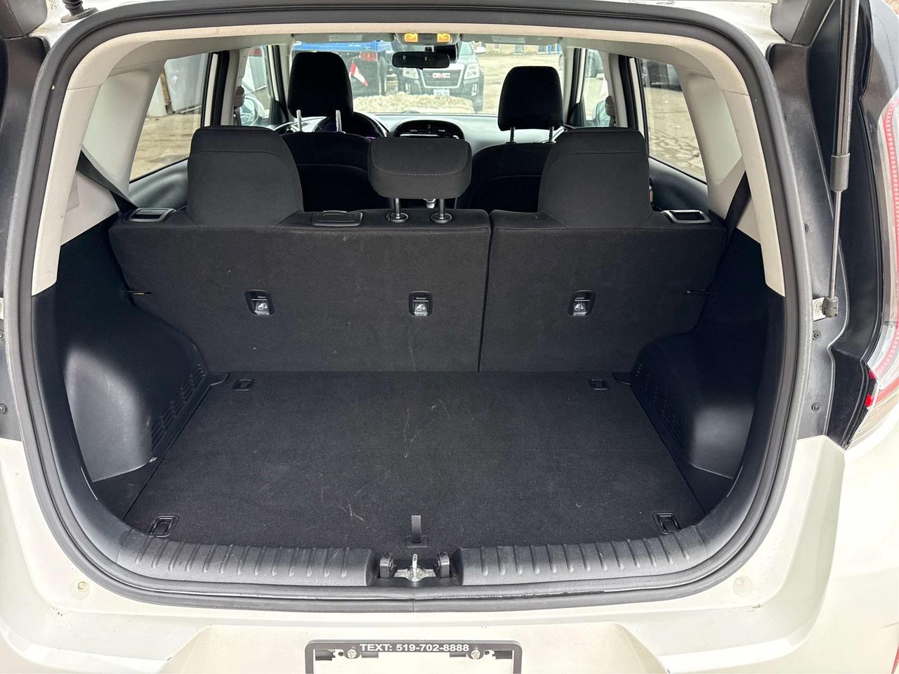2023 Kia Soul EX IVT HEATED SEATS LOW KM! WE FINANCE ALL CREDIT Photo