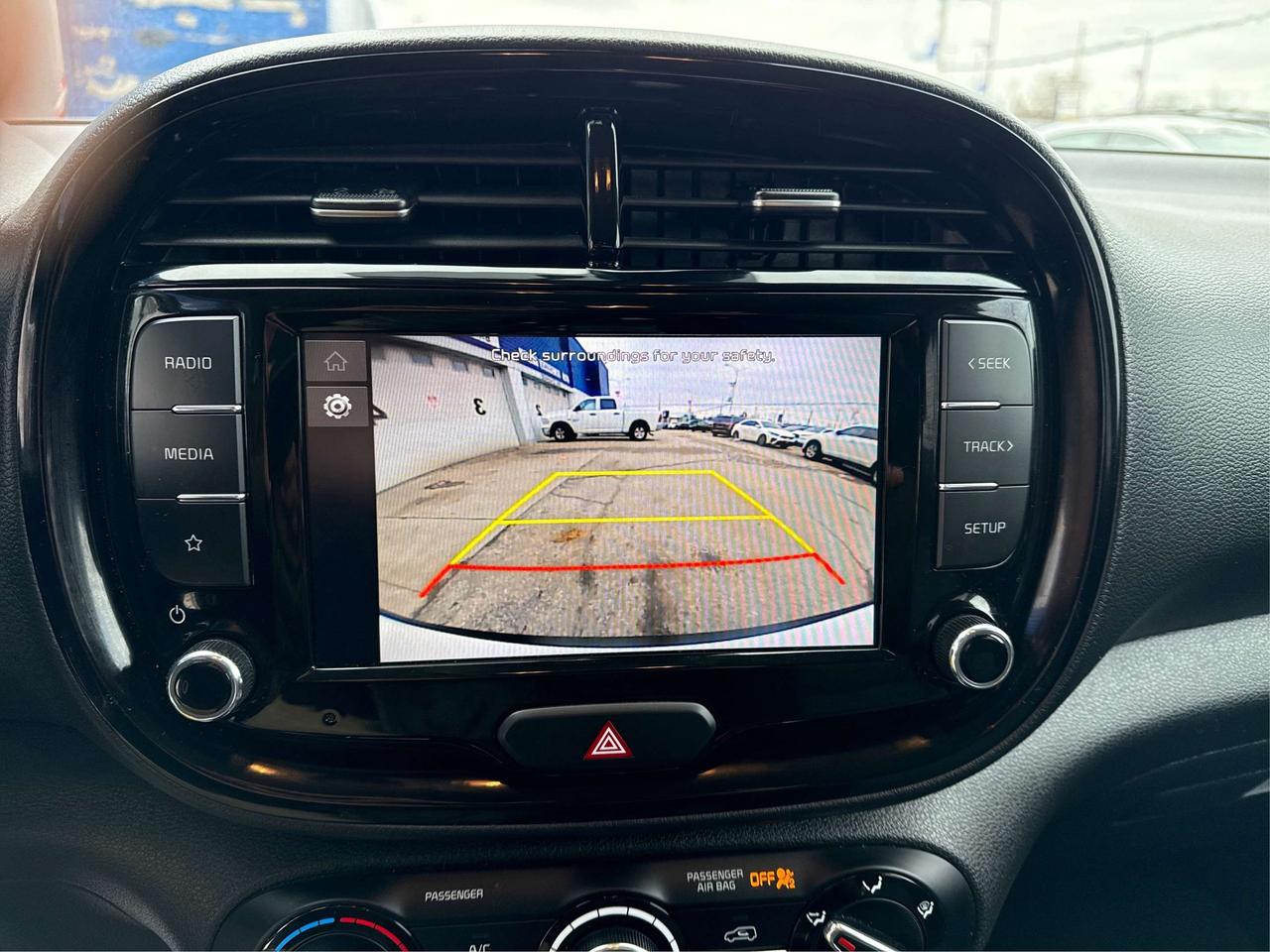 2023 Kia Soul EX IVT HEATED SEATS LOW KM! WE FINANCE ALL CREDIT Photo