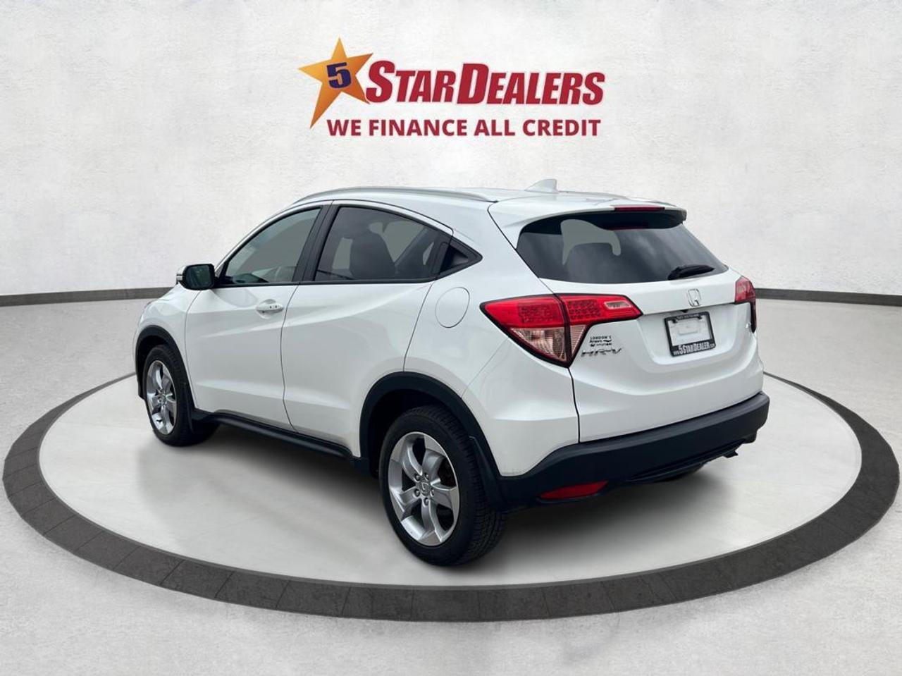 2016 Honda HR-V 4WD 4dr CVT EX-L w-Navi ROOF LEATHER WE FINANCE Photo4