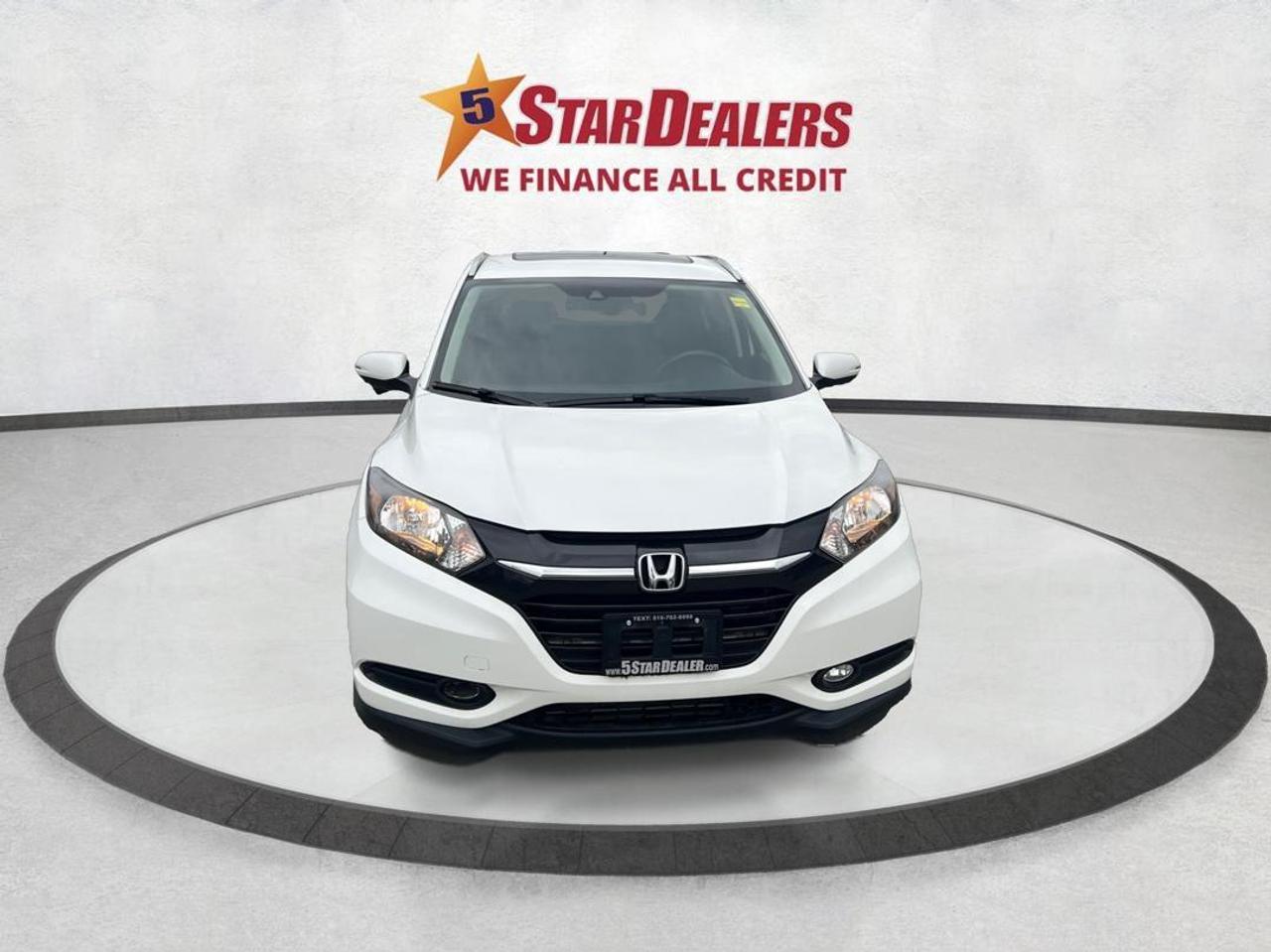 2016 Honda HR-V 4WD 4dr CVT EX-L w-Navi ROOF LEATHER WE FINANCE Photo