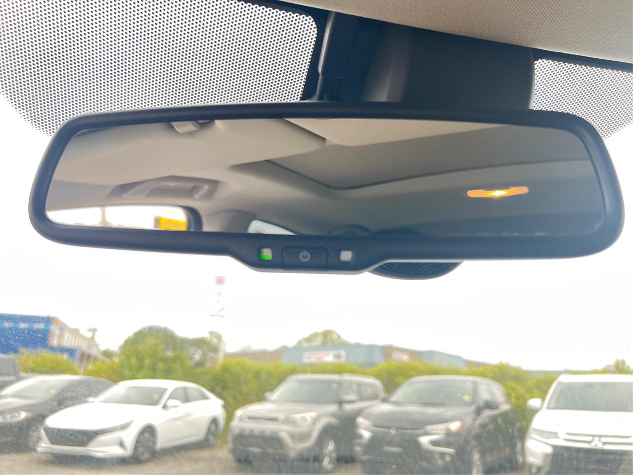 2016 Honda HR-V 4WD 4dr CVT EX-L w-Navi ROOF LEATHER WE FINANCE Photo