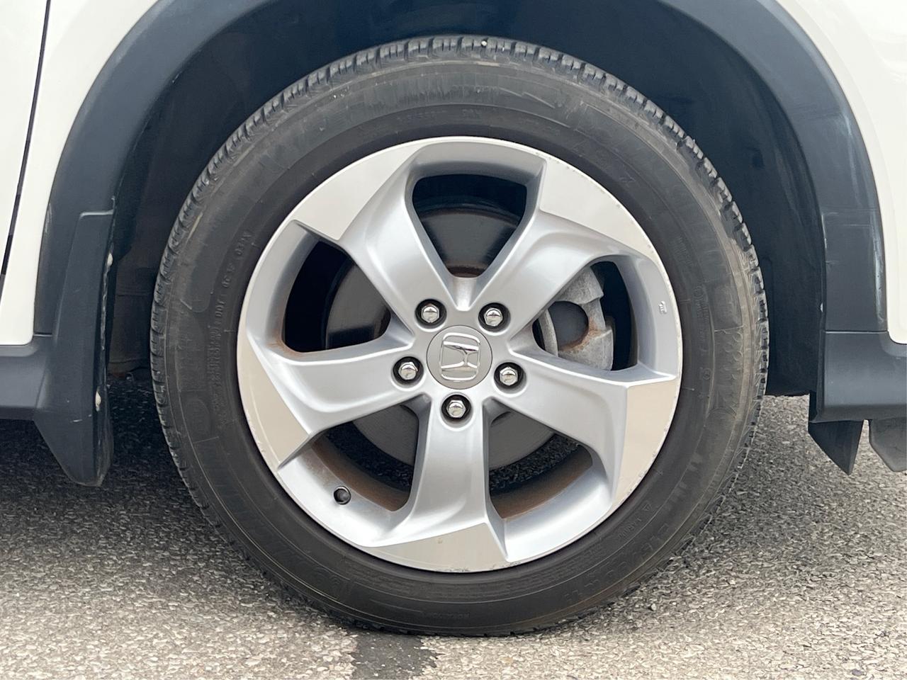 2016 Honda HR-V 4WD 4dr CVT EX-L w-Navi ROOF LEATHER WE FINANCE Photo