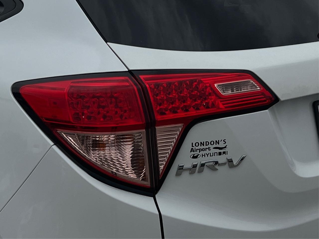 2016 Honda HR-V 4WD 4dr CVT EX-L w-Navi ROOF LEATHER WE FINANCE Photo