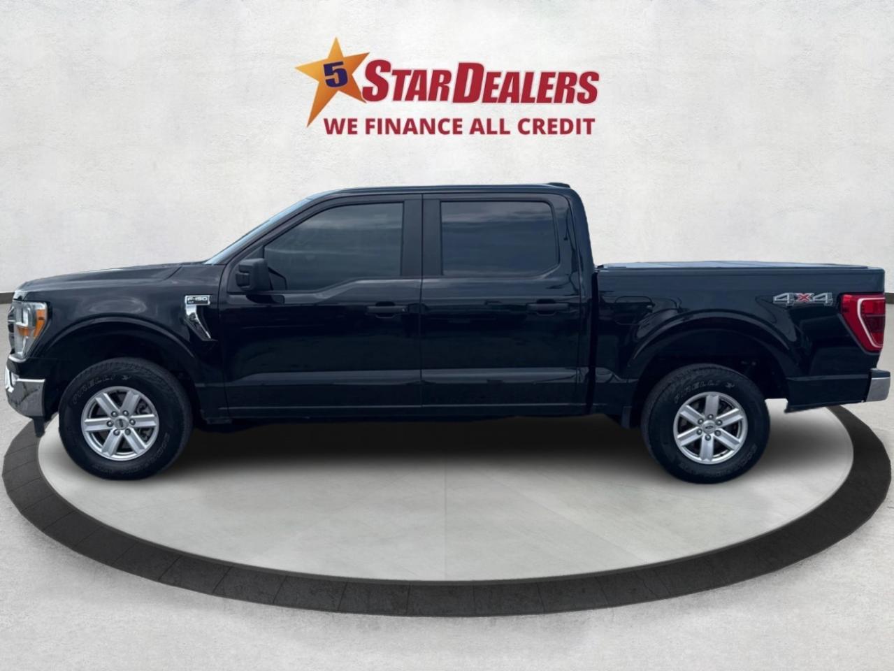 2021 Ford F-150 XL MINT! MUST SEE! WE FINANCE ALL CREDIT! Photo3