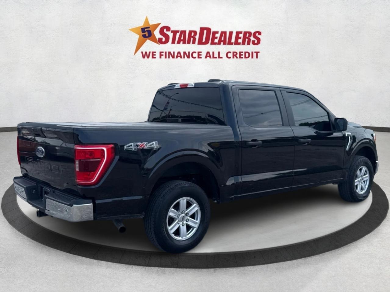 2021 Ford F-150 XL MINT! MUST SEE! WE FINANCE ALL CREDIT! Photo