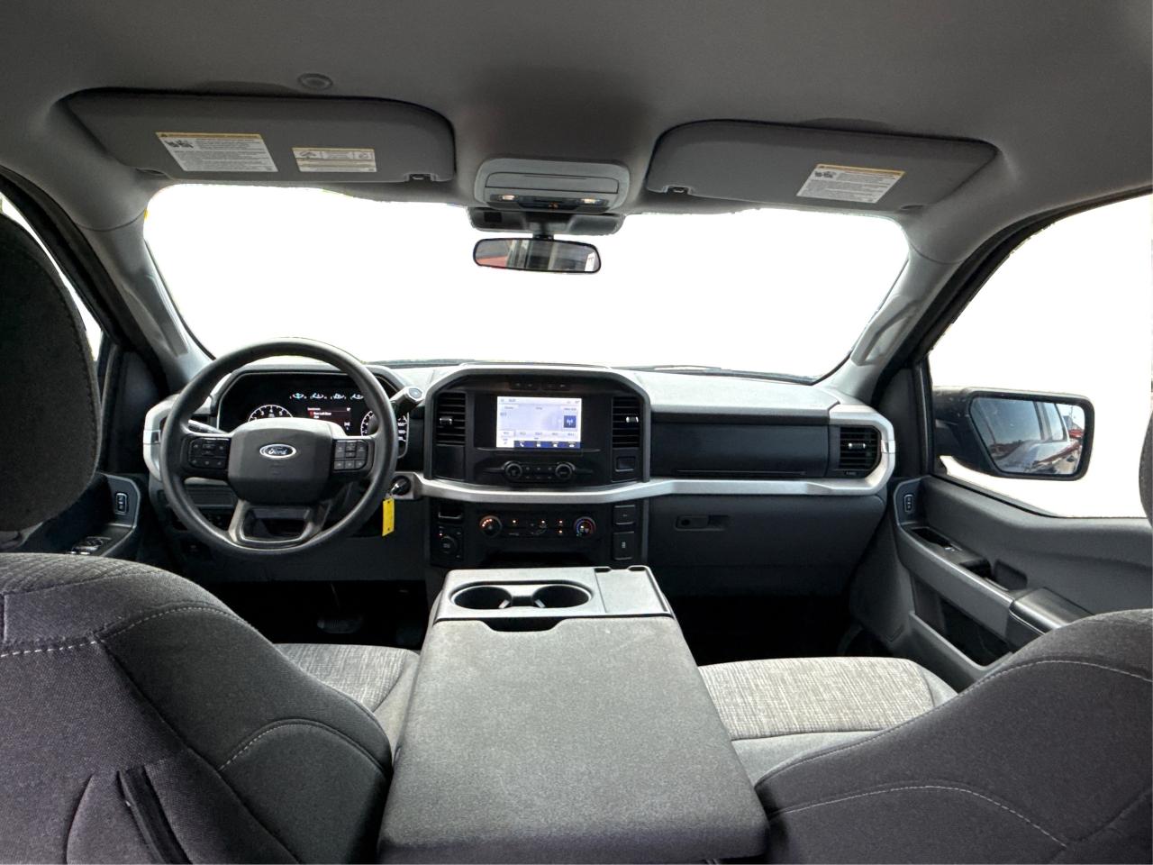 2021 Ford F-150 XL MINT! MUST SEE! WE FINANCE ALL CREDIT! Photo