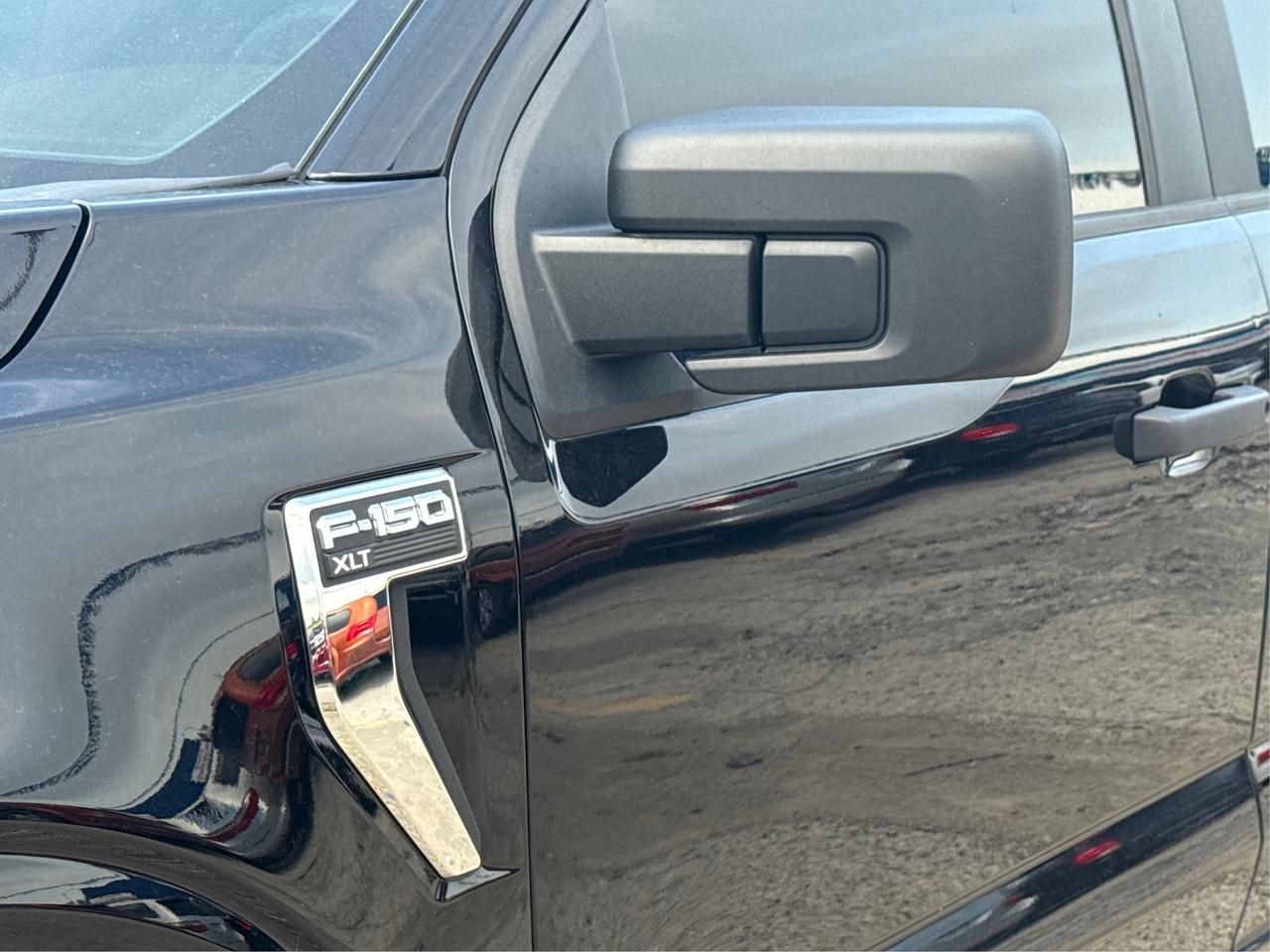 2021 Ford F-150 XL MINT! MUST SEE! WE FINANCE ALL CREDIT! Photo