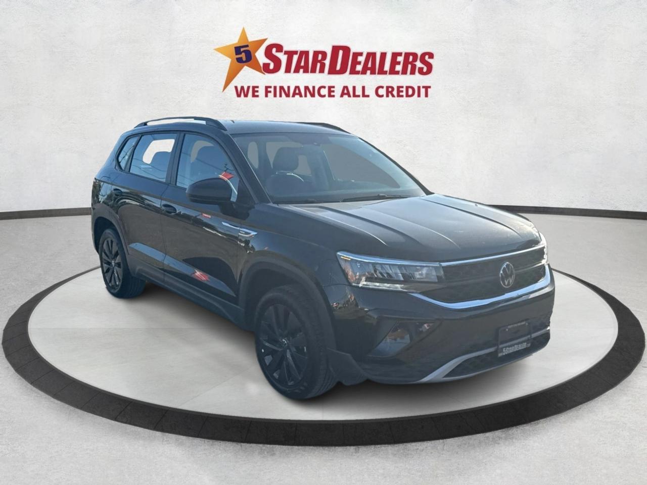 2024 Volkswagen Taos Trendline HEATED SEATS LOW KM WE FINANCE ALL CREDT Photo