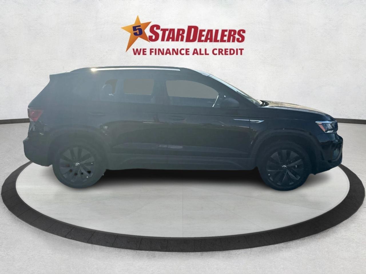 2024 Volkswagen Taos Trendline HEATED SEATS LOW KM WE FINANCE ALL CREDT Photo