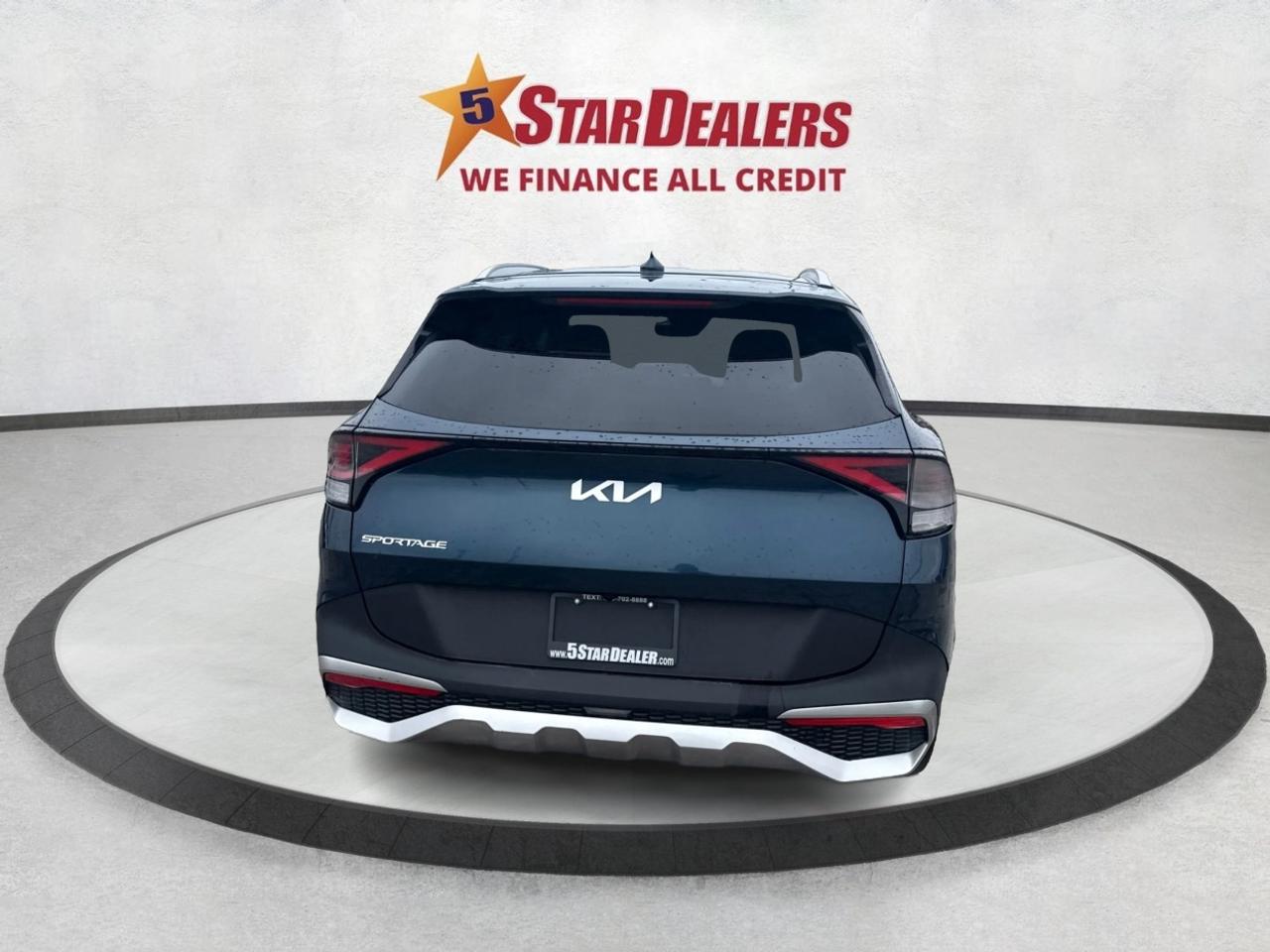 2023 Kia Sportage FWD HEATED SEATS REAR CAM WE FINANCE ALL CREDIT! Photo