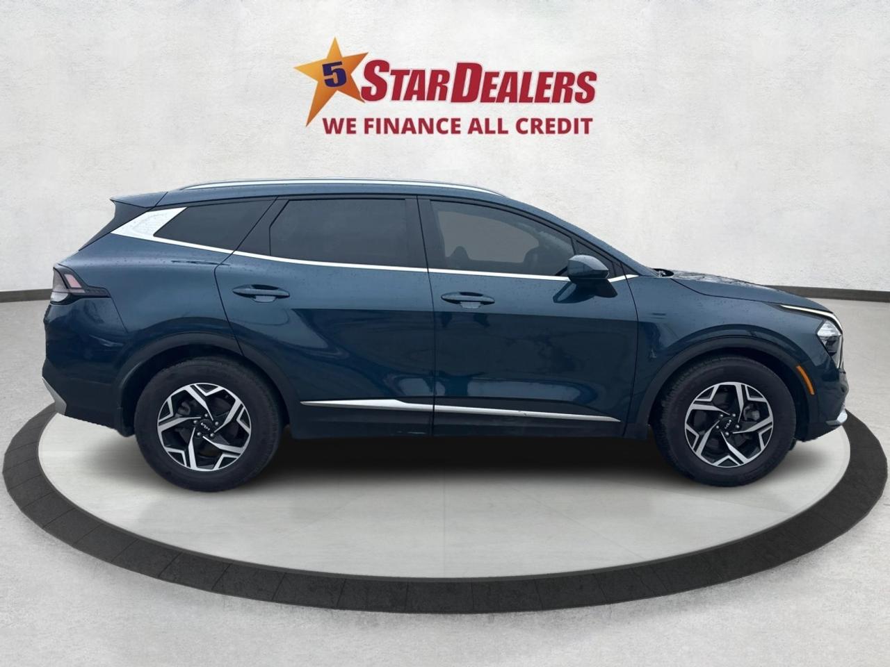 2023 Kia Sportage FWD HEATED SEATS REAR CAM WE FINANCE ALL CREDIT! Photo