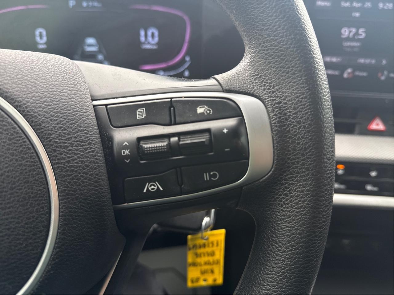 2023 Kia Sportage FWD HEATED SEATS REAR CAM WE FINANCE ALL CREDIT! Photo