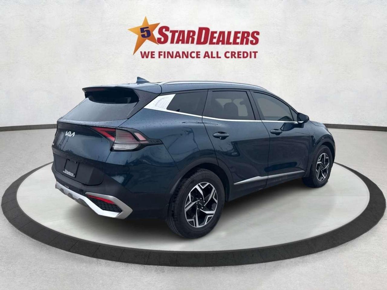 2023 Kia Sportage FWD HEATED SEATS REAR CAM WE FINANCE ALL CREDIT! Photo