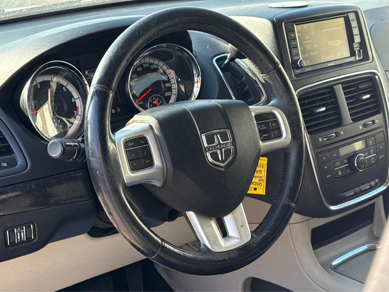 2017 Dodge Grand Caravan NAV LEATHER SUNROOF LOADED! WE FINANCE ALL CREDIT Photo