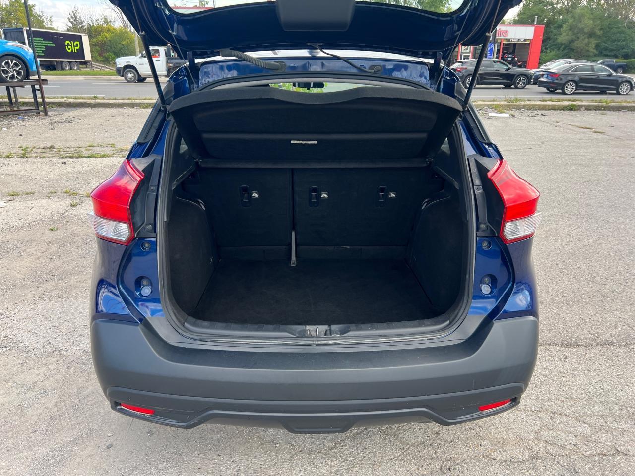 2019 Nissan Kicks SV 1 OWNER HEATD SEATS WE FINANCE ALL CREDIT Photo